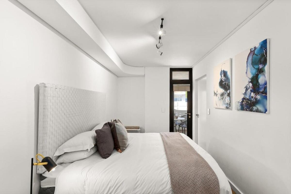 Luxurious With Stunning View Apartment Cape Town Exterior photo